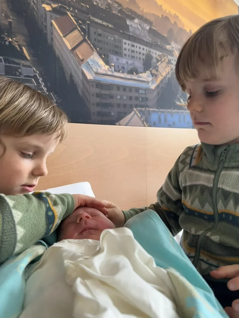 Скільки Дітей У Усика: Детальна Інформація про Родину Чемпіона