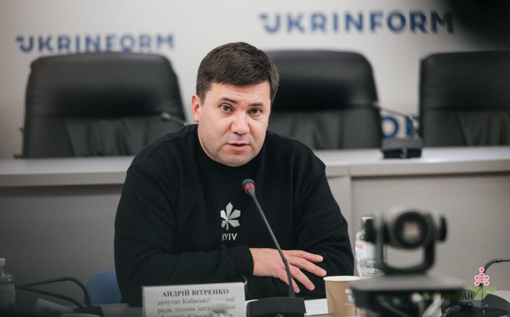 Андрій Вітренко Батьки: биография, карьера и личная жизнь