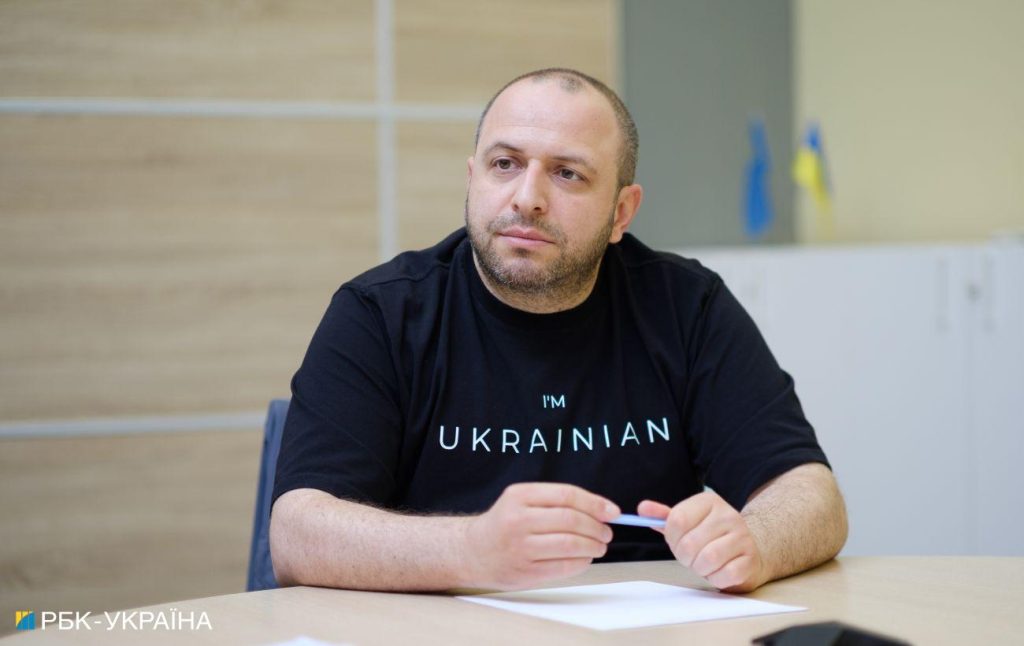 Рустем Умеров Жена Фото: Биография, Личная Жизнь и Карьера