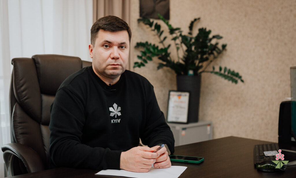 Андрій Вітренко Батьки: биография, карьера и личная жизнь