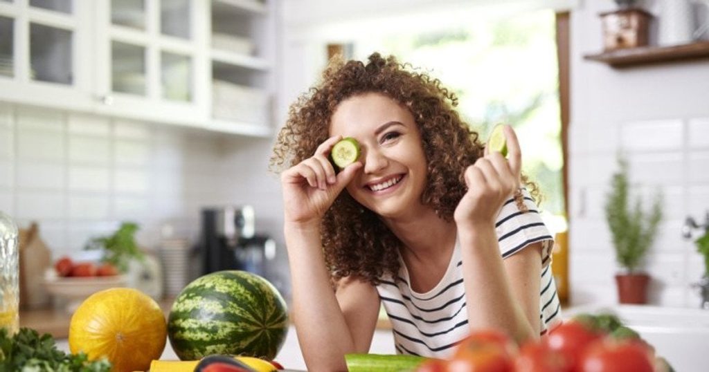 Продукти для молодості та краси: які літні овочі та фрукти найкорисніші для шкіри, волосся, нігтів